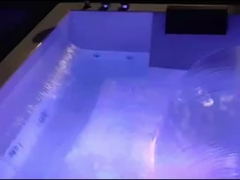 Ladodo E-8007 Banheira de banho acrílica para duas pessoas com cascata dupla