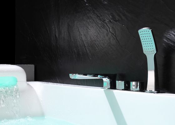 Banheira de 1700 mm de design moderno E-8001 com controlador de painel táctil