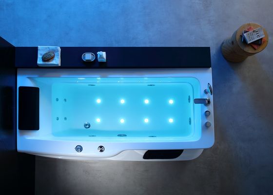 Banheira de massagem de luxo com degraus de cascata